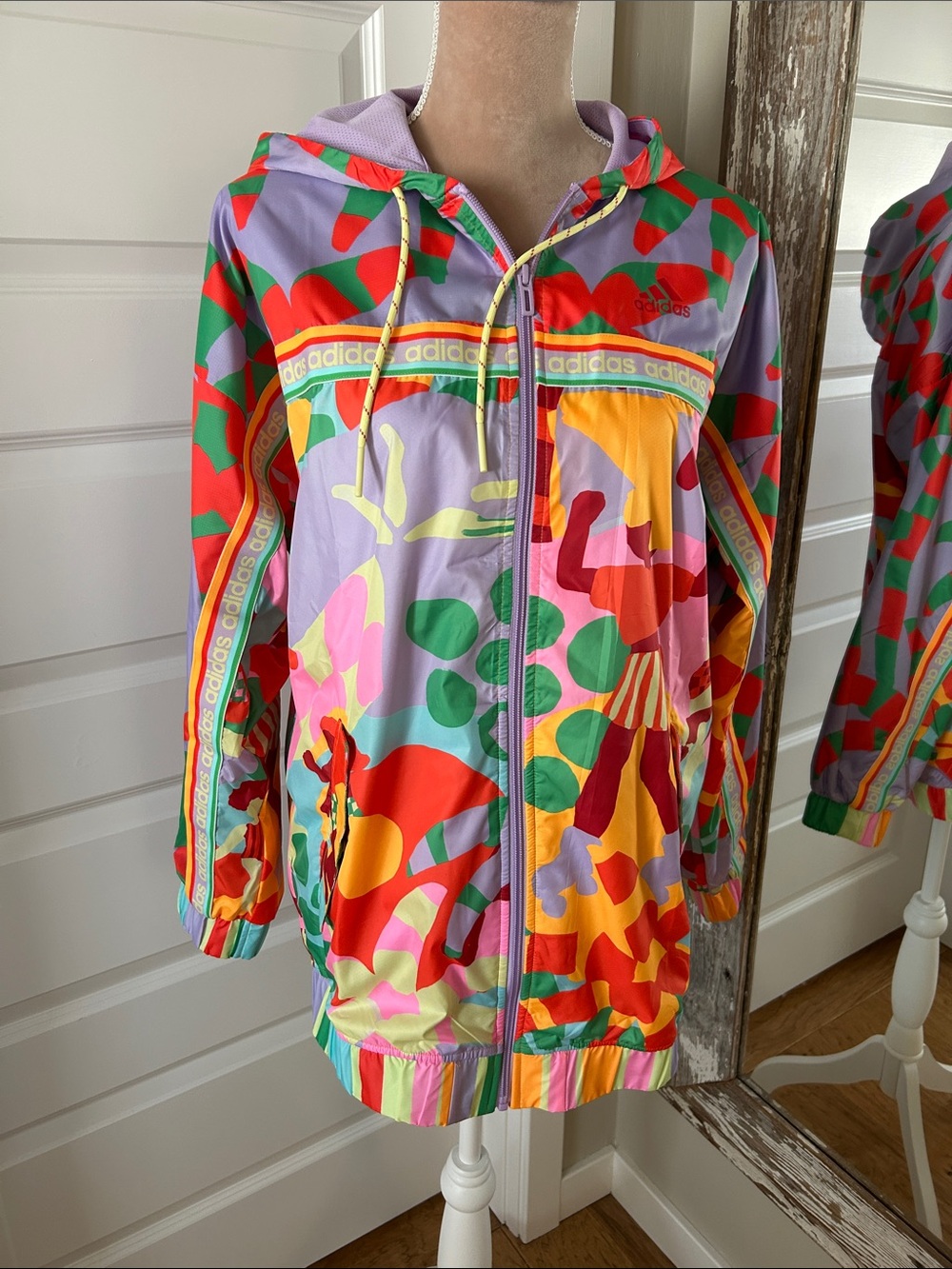 Adidas/Farm Rio Jacket - Picture 4 of 16